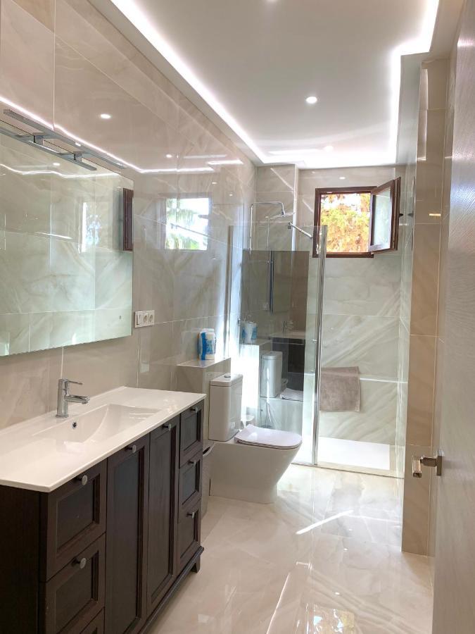 Amplia Vivienda New Para12 Pers A 4 Min Caminando De Playa Con Terraza, Piscina Com, Wifi, Ventiladores De Techo, Lavavajillas Roquetas de Mar Luaran gambar